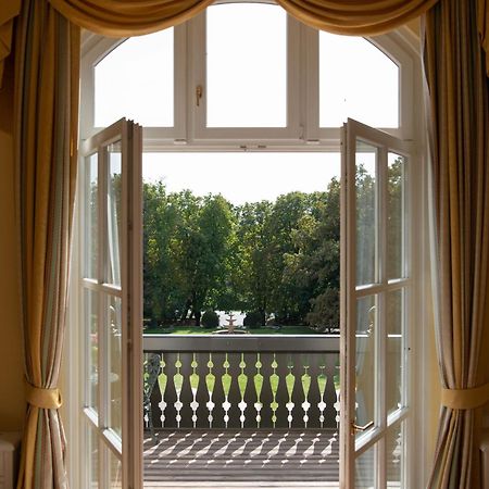 Castle Hotel Grof Degenfeld Superior Tarcal Exterior photo